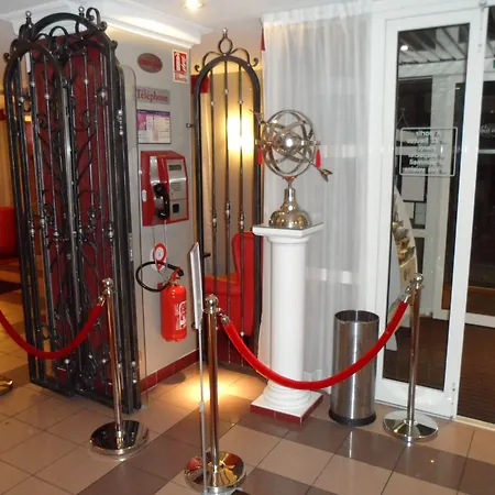 Lyon Sud, Benite, St Genis Laval Hotel 3*