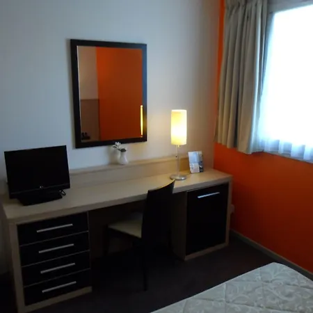 Lyon Sud, Benite, St Genis Laval Hotel Pierre-Bénite