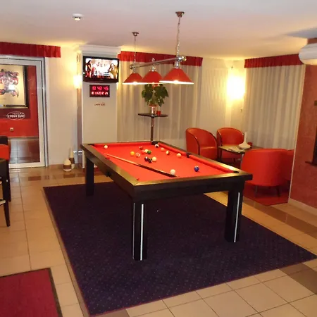 Lyon Sud, Benite, St Genis Laval 3*
