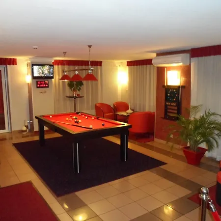 Lyon Sud, Benite, St Genis Laval Hotel 3*