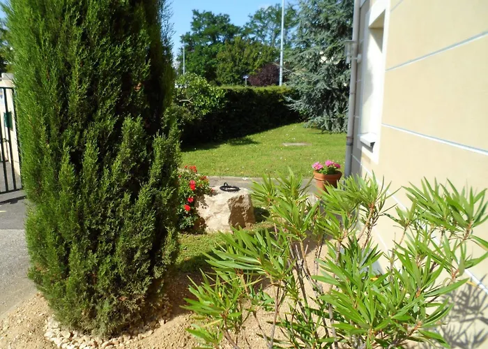 Lyon Sud, Benite, St Genis Laval 3*