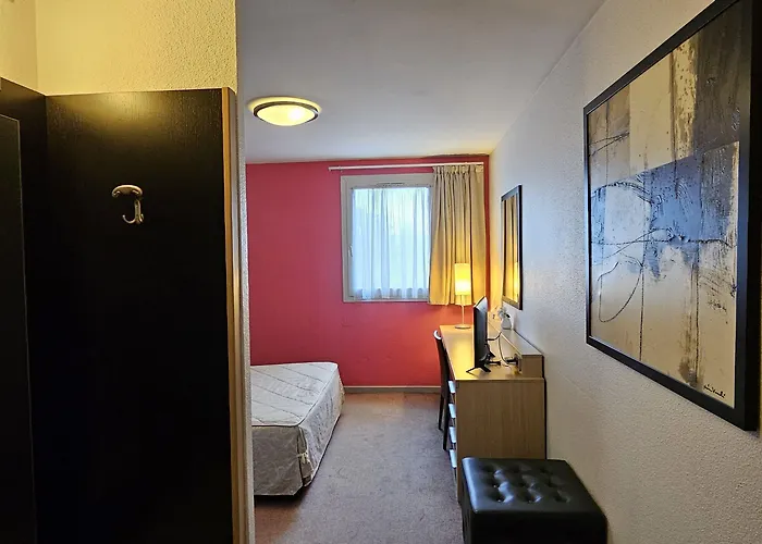 Lyon Sud, Benite, St Genis Laval 3* Pierre-Bénite