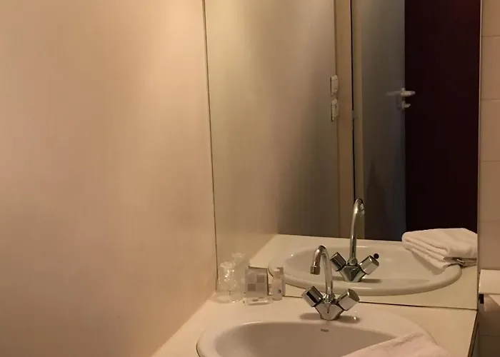 Lyon Sud, Benite, St Genis Laval 3*