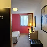 Hotel Lyon Sud, Pierre Benite, St Genis Laval 3* Pierre-Benite
