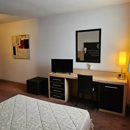 Hotel Lyon Sud, Pierre Benite, St Genis Laval Pierre-Benite