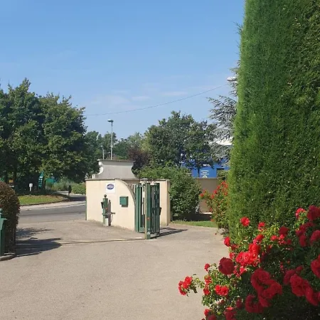 Lyon Sud, Benite, St Genis Laval 3* Pierre-Bénite