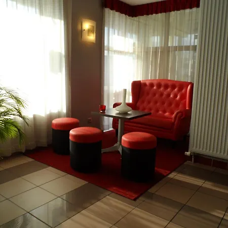 Lyon Sud, Benite, St Genis Laval 3* Пьер-Бенит