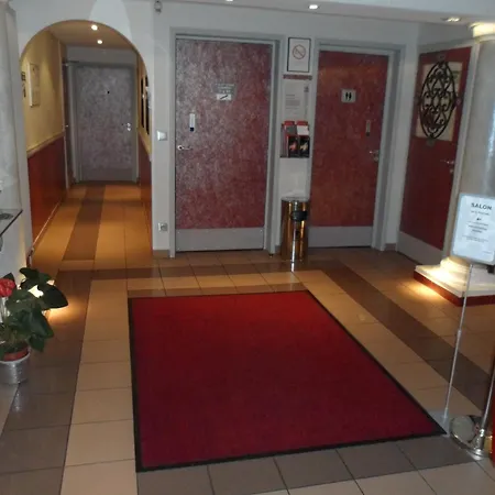 Lyon Sud, Benite, St Genis Laval Hotel 3*
