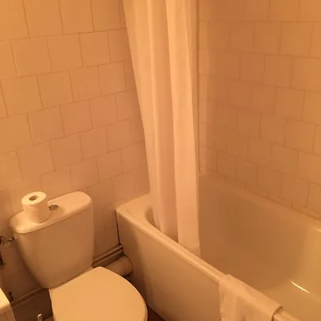 Lyon Sud, Benite, St Genis Laval 3*